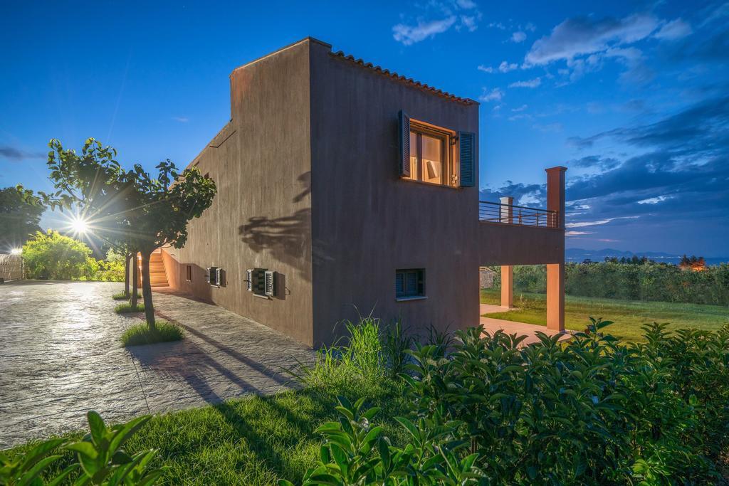 Villa Merovigli - Sea Views & Private Pool, Ideal For Large Groups, By Zantewize Tragaki Exterior photo